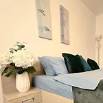 Unirii River View 公寓 布加勒斯特