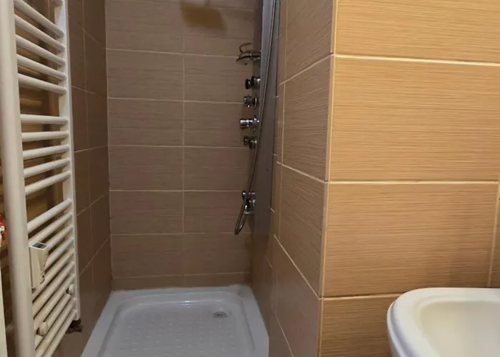 아파트 Unirii River View